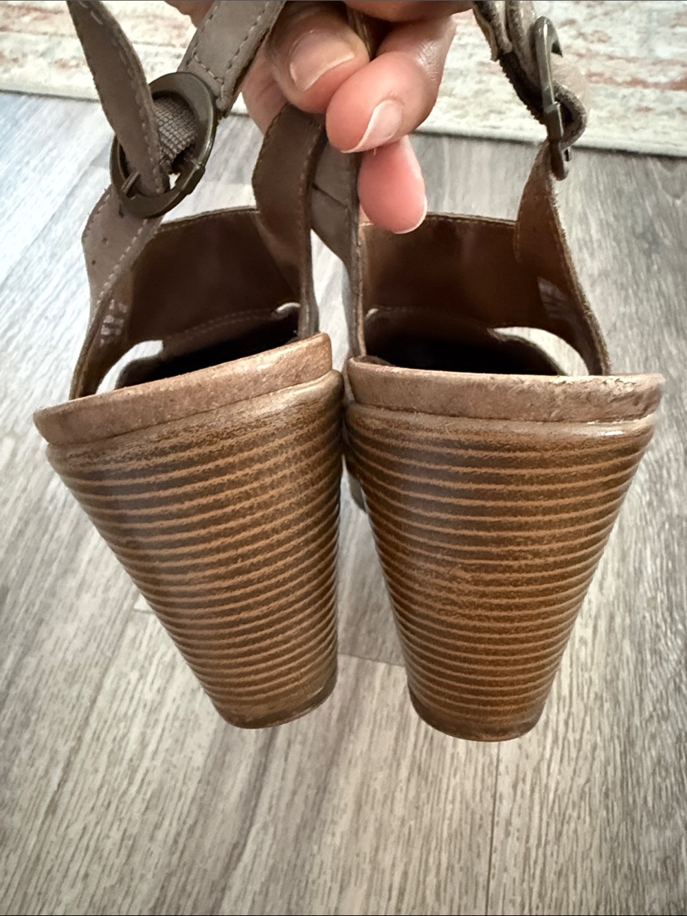 Dansko Taupe Suede Slingback Chunky Heel Clog Eu 37/6.5 Leather Mules - Picture 5 of 6